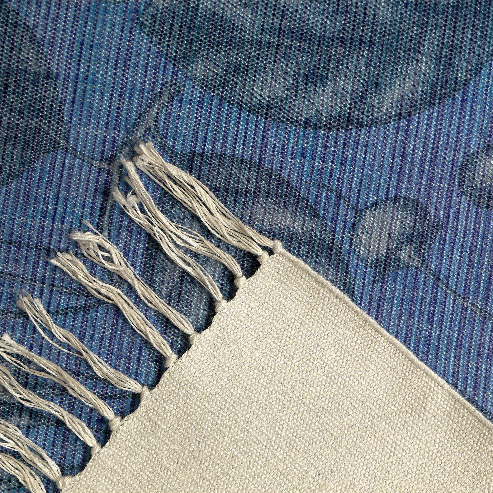 Aquatic Garden Polyester Area Rug